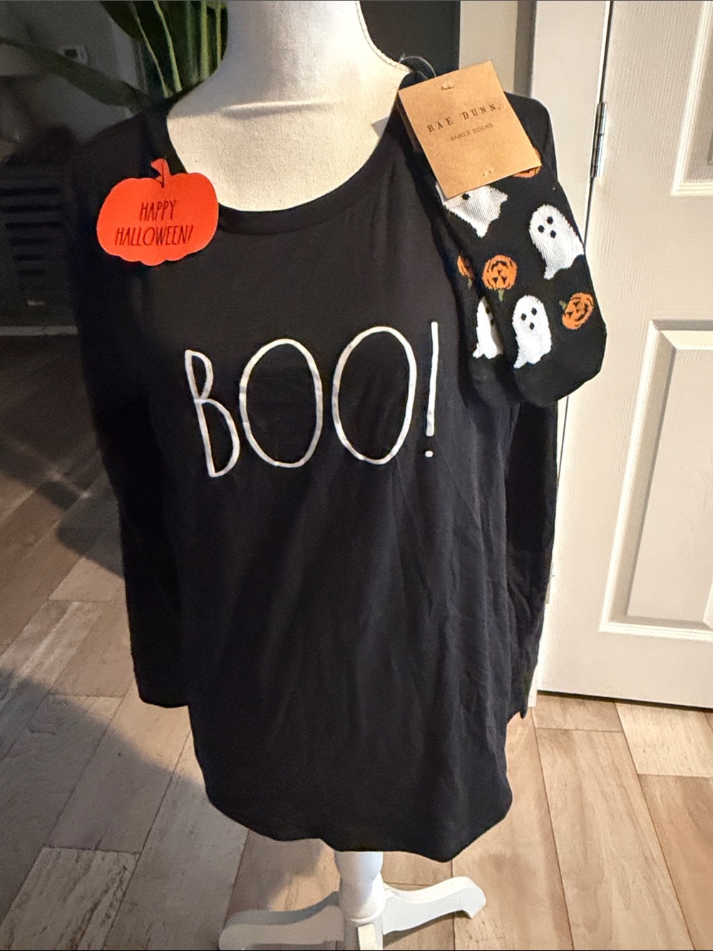 Rae Dunn Black Women’s Halloween Tee with Ghost & Pumpkin Socks